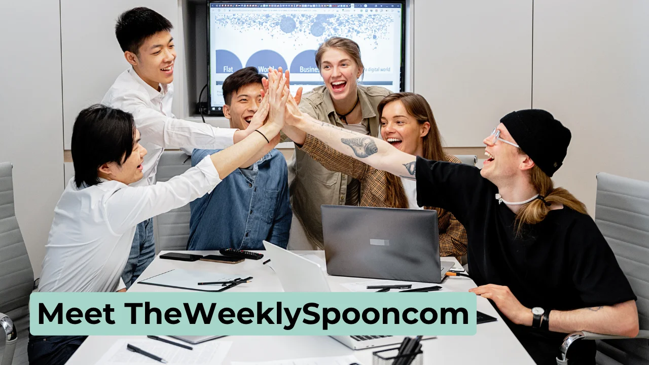 Meet TheWeeklySpooncom